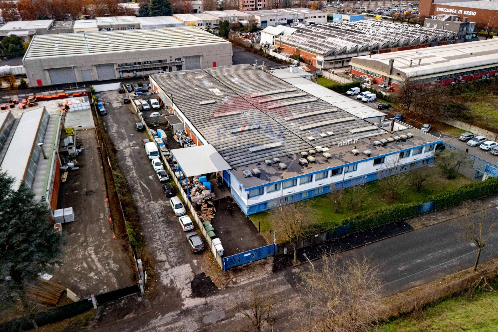 Capannone Industriale in affitto a Desio