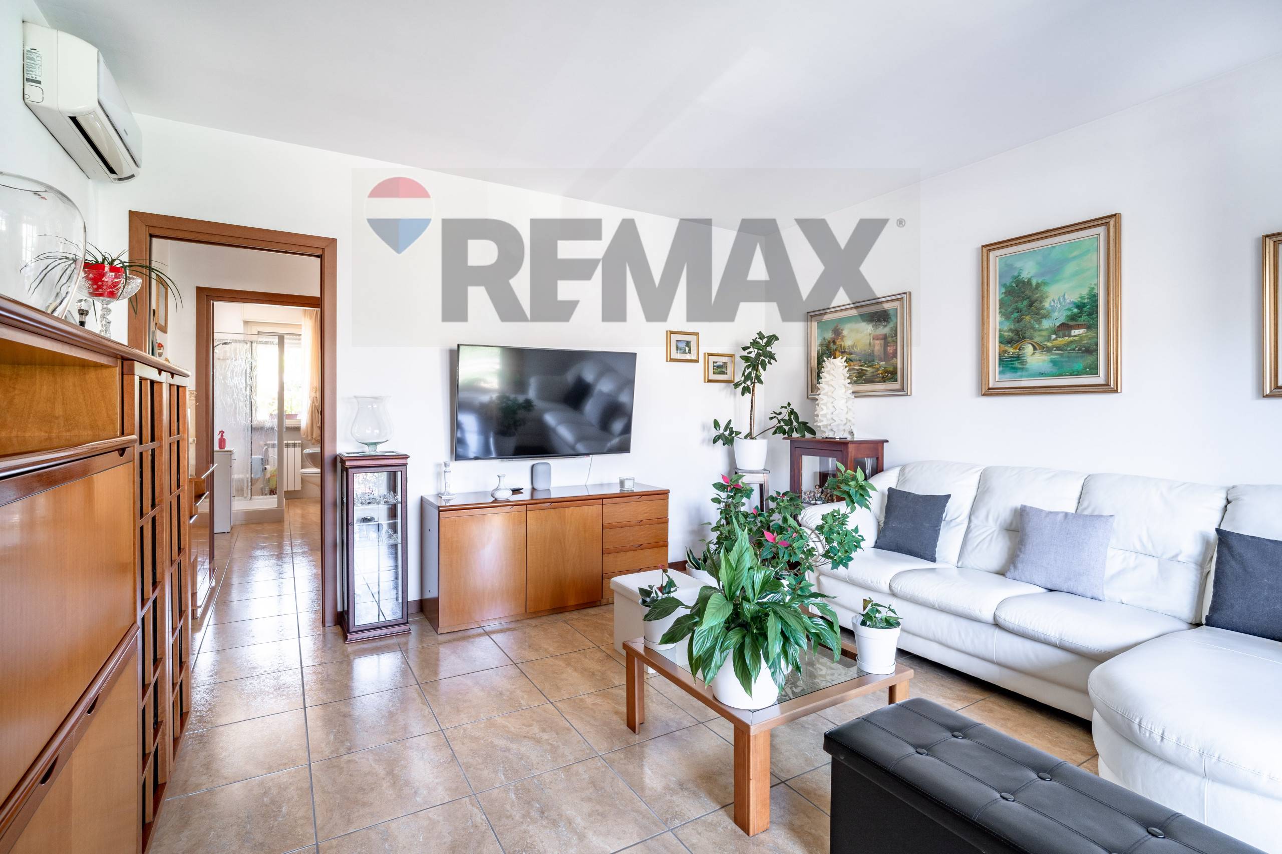 Villa a schiera in vendita a Caronno Pertusella