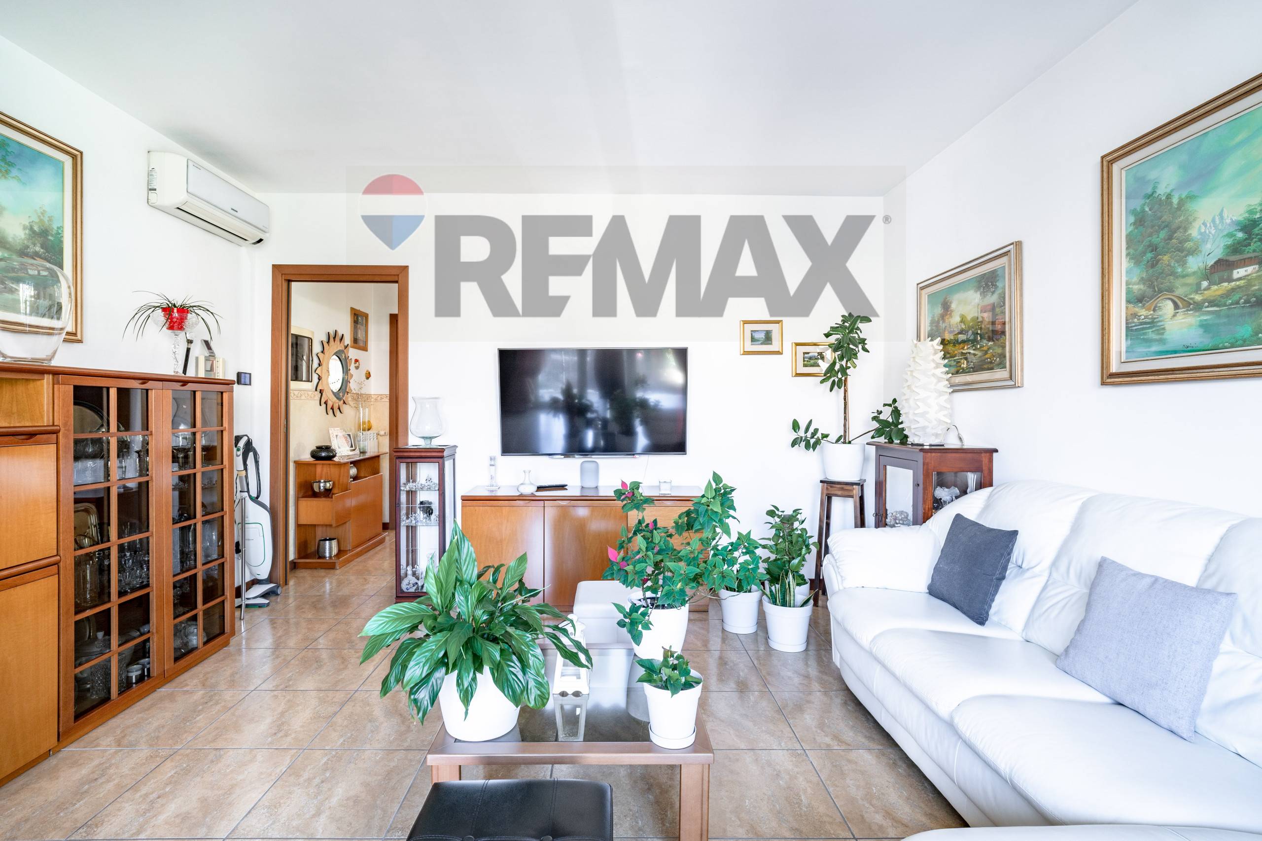 Villa a schiera in vendita a Caronno Pertusella