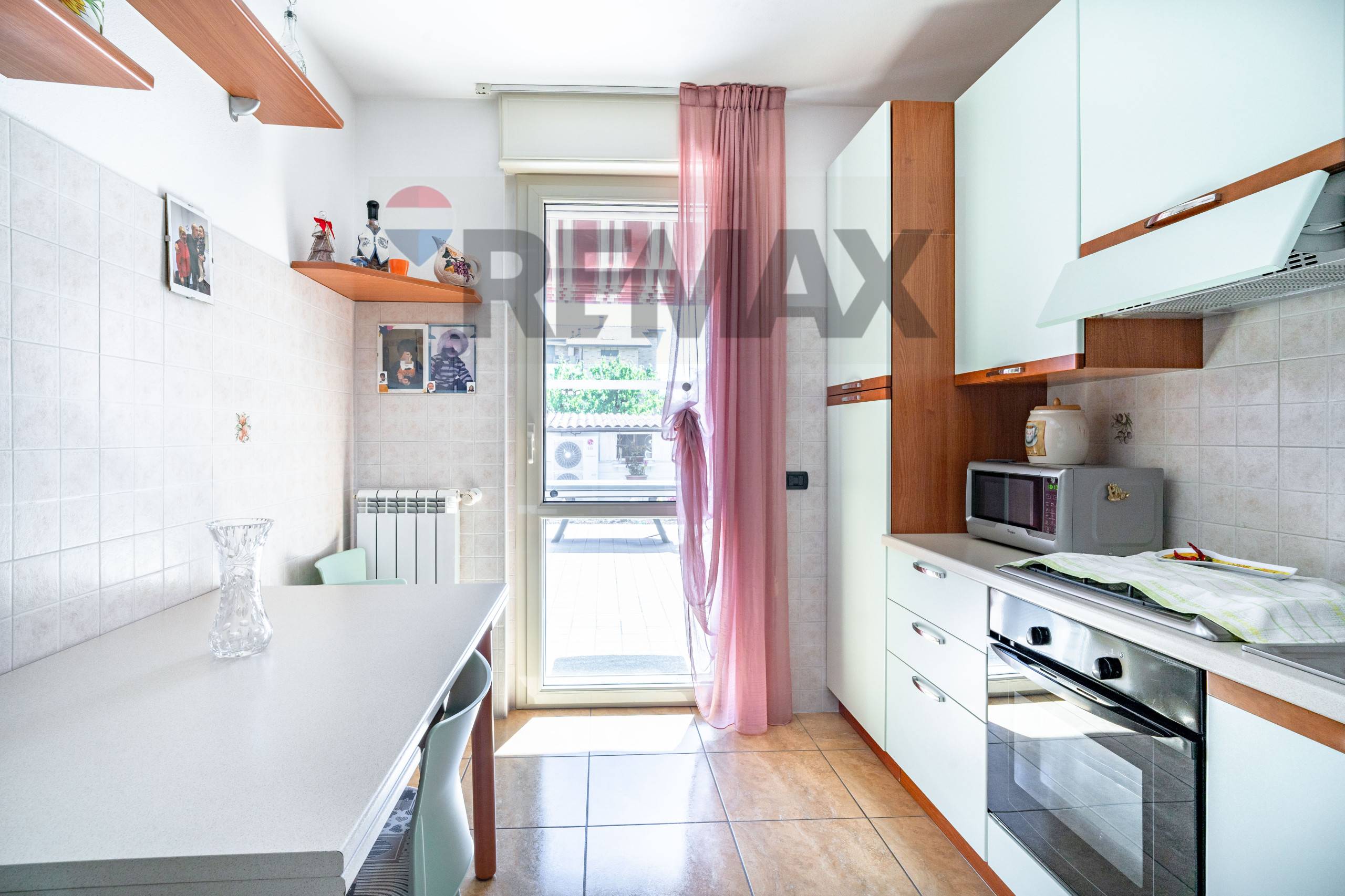 Villa a schiera in vendita a Caronno Pertusella