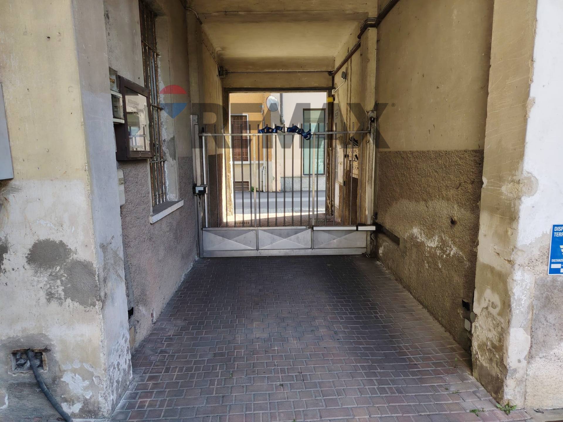 Appartamento in vendita a Gorla Minore