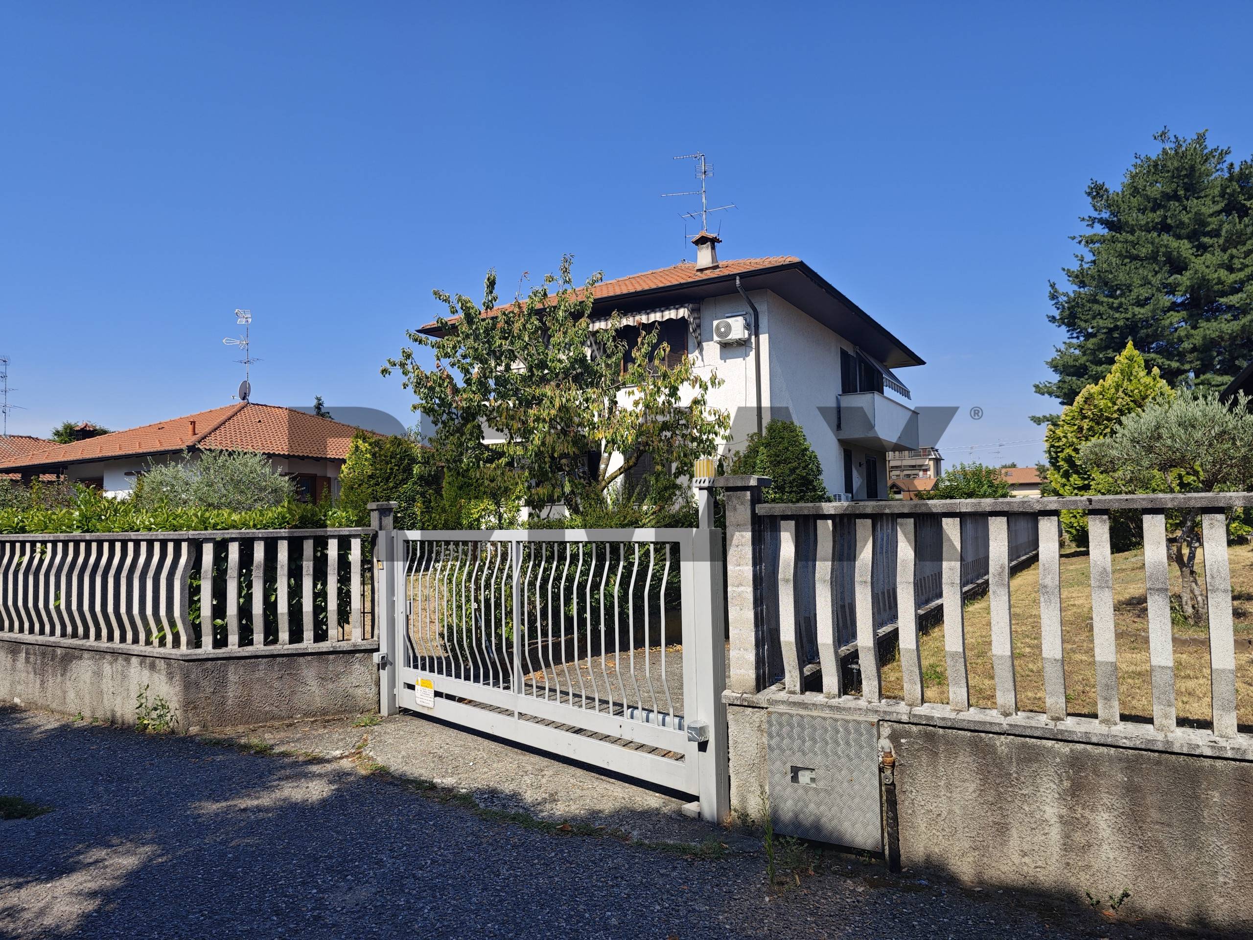 Appartamento in vendita a Lonate Pozzolo