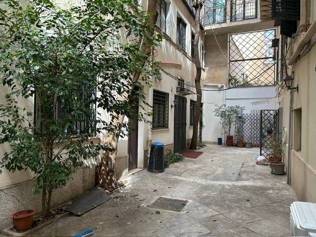 ufficio in affitto a Palermo in zona Politeama