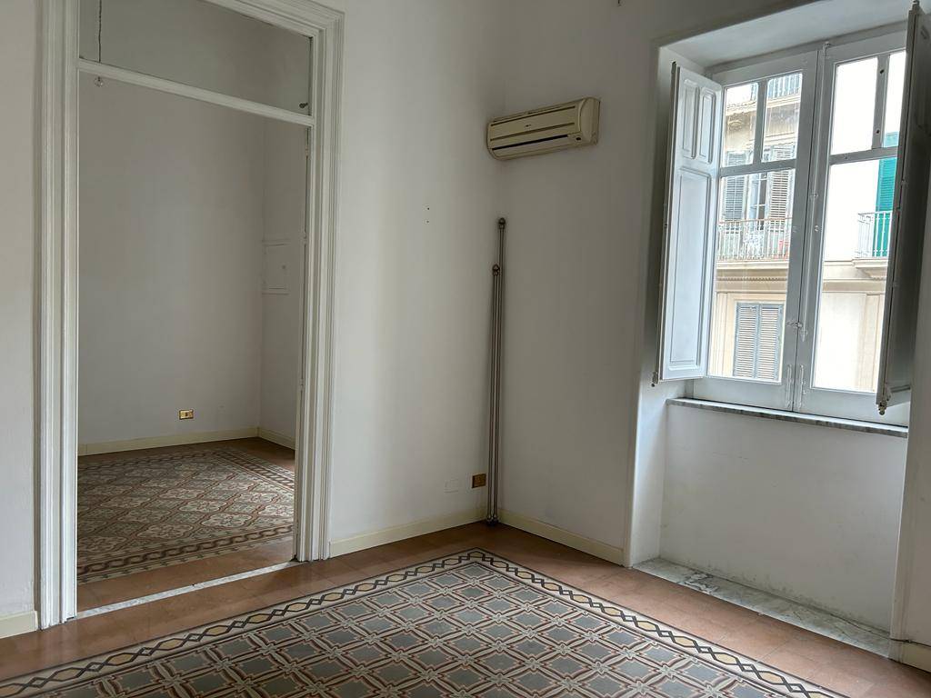 Appartamento in affitto a Palermo, Politeama