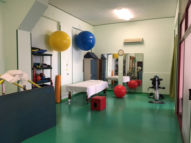 Locale commerciale in vendita a Palermo, Libert