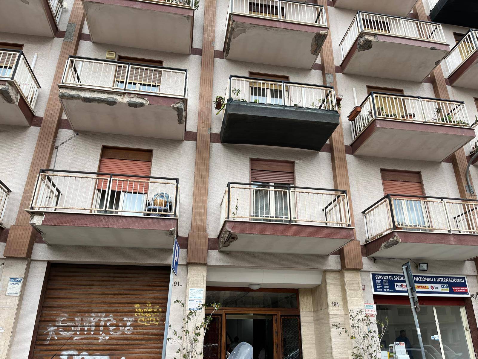 Studio/Ufficio in vendita a Palermo, Corso dei Mille