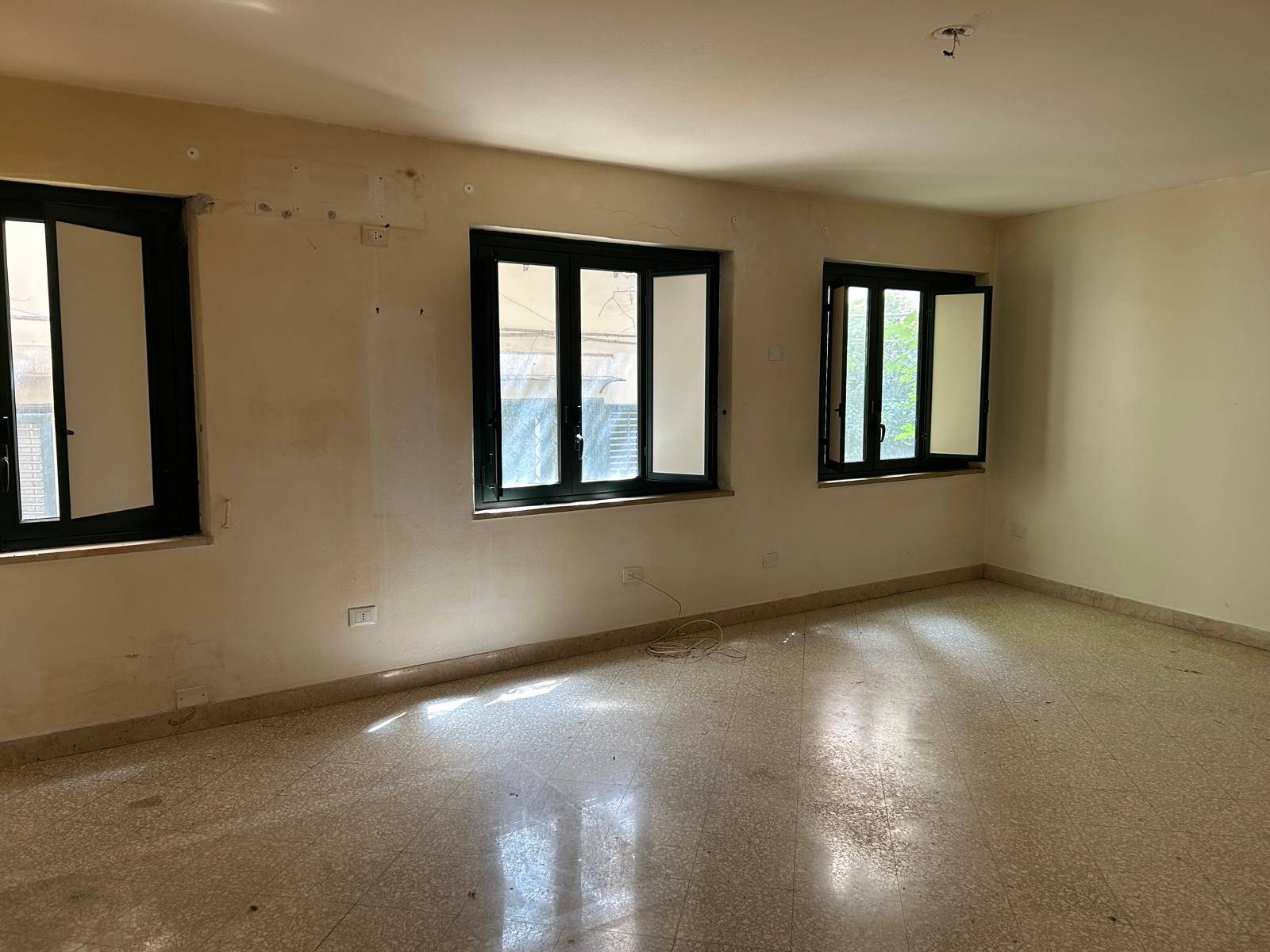 Studio/Ufficio in affitto a Palermo, Politeama