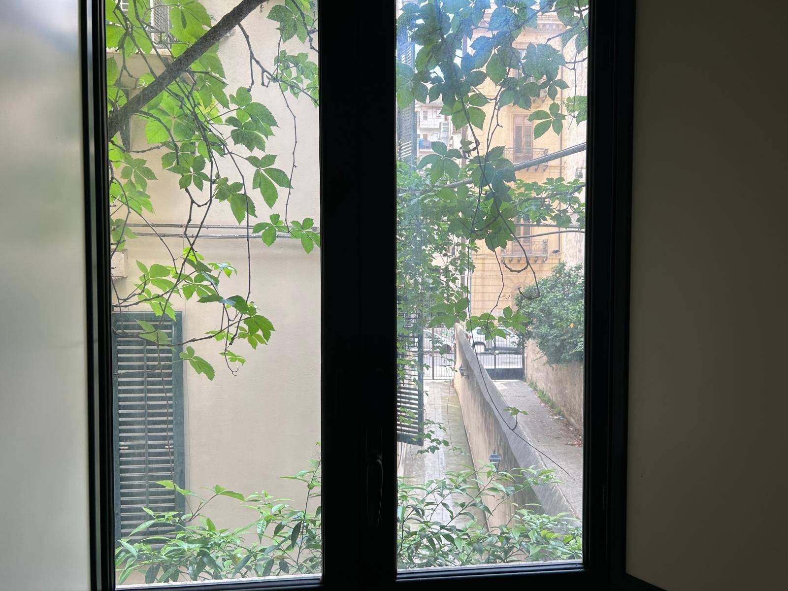 Studio/Ufficio in affitto a Palermo, Politeama