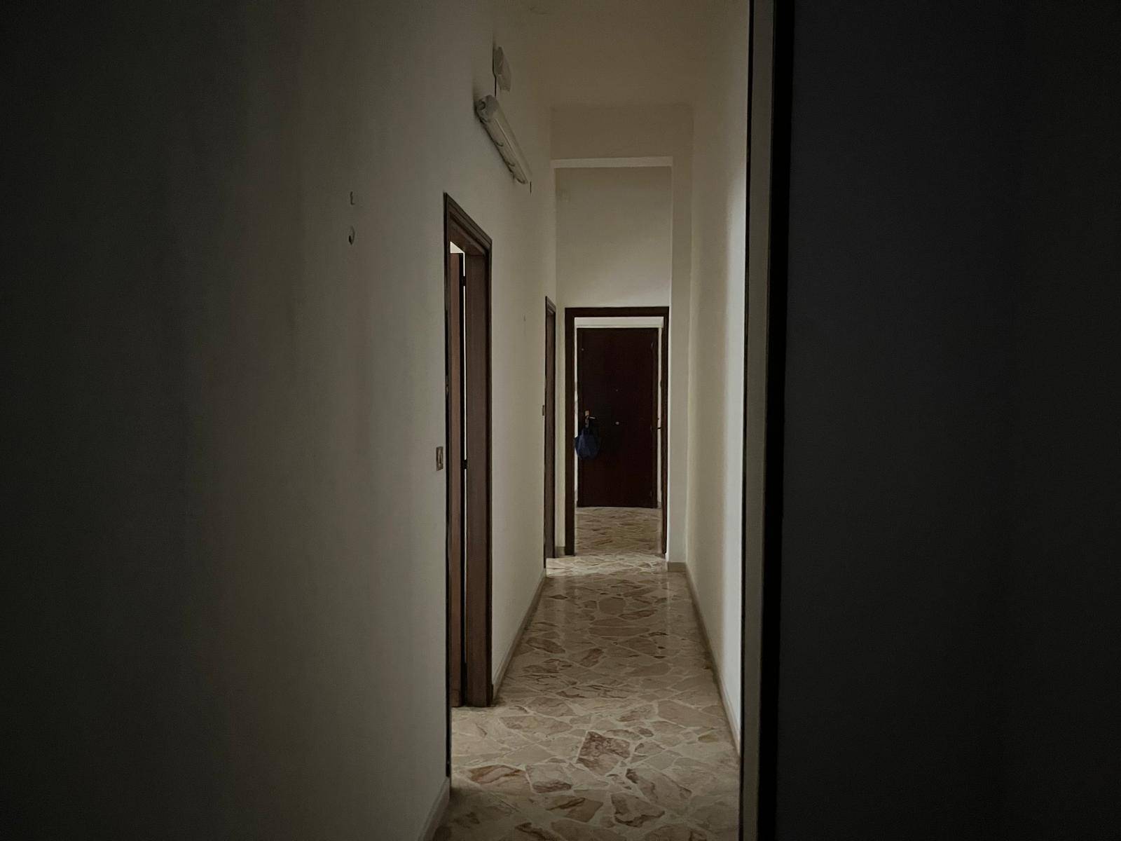 Studio/Ufficio in vendita a Palermo, Corso dei Mille