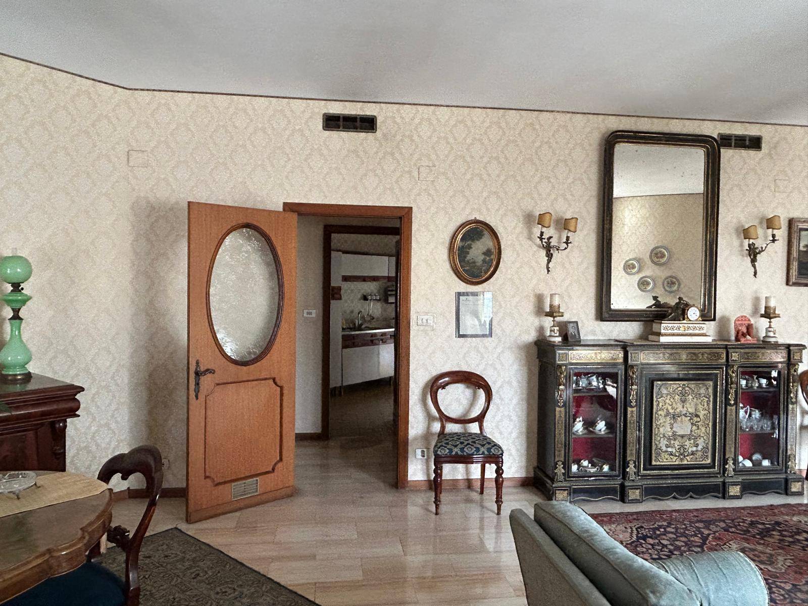 Appartamento in vendita a Palermo, Notarbartolo