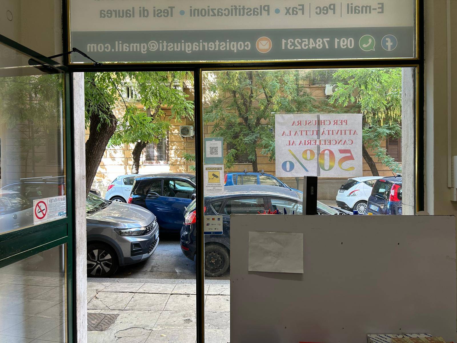 Locale commerciale in affitto a Palermo, Libert