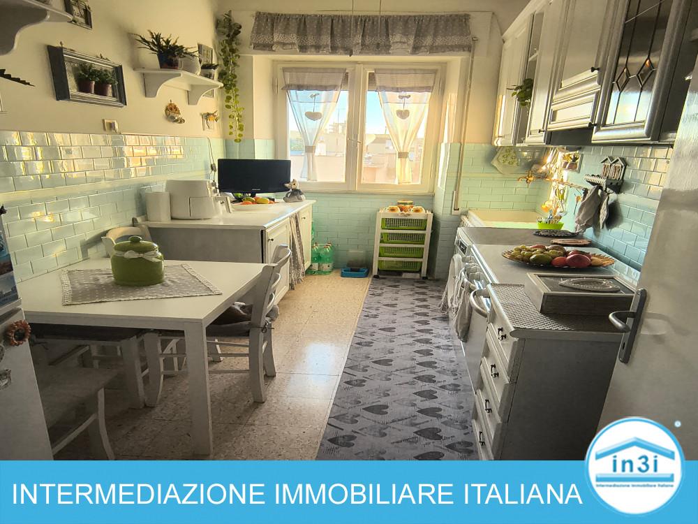 Attico vista mare in via del porto, Ladispoli