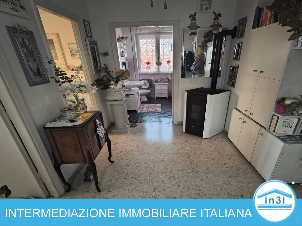 Attico vista mare in via del porto, Ladispoli