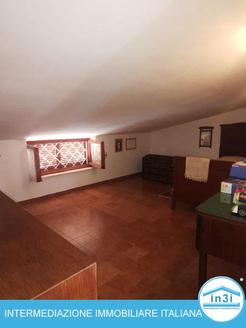 Attico con giardino in via giovanni xxiii n 31, Ladispoli