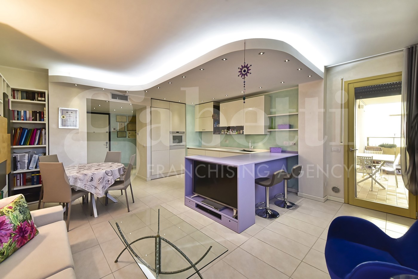 Trilocale con box doppio a Monza