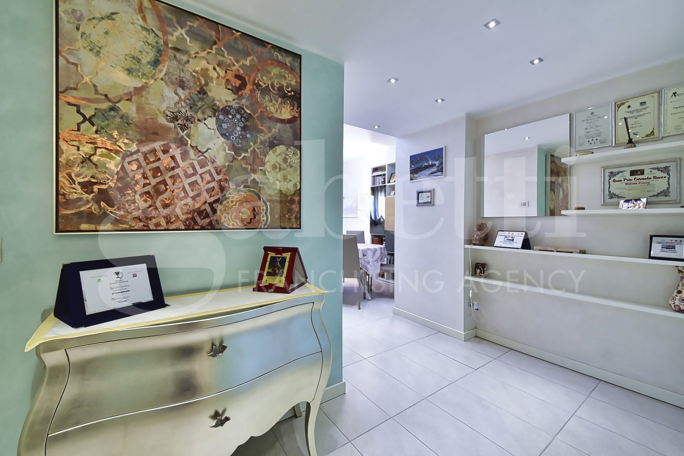 Trilocale con box doppio a Monza