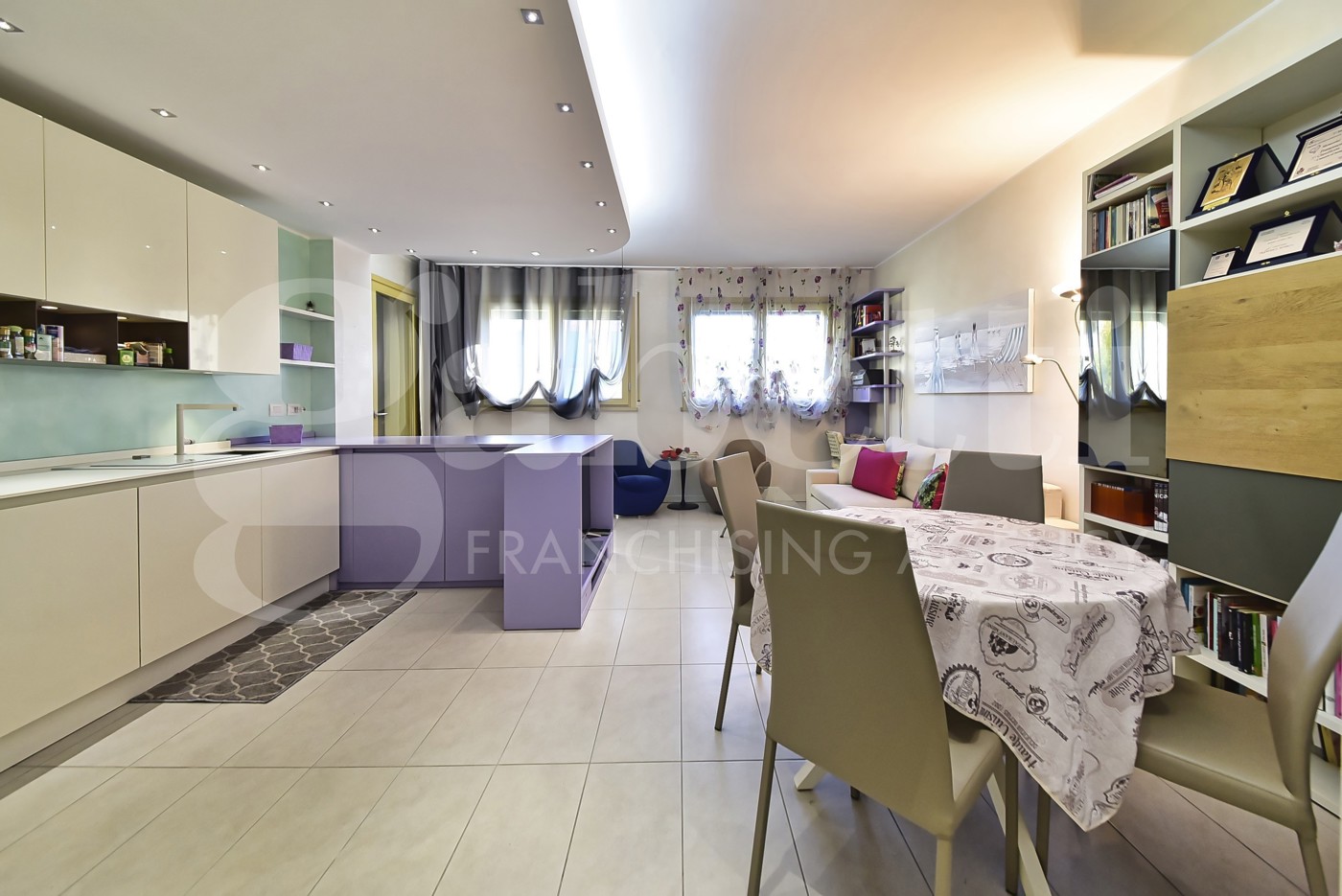 Trilocale con box doppio a Monza