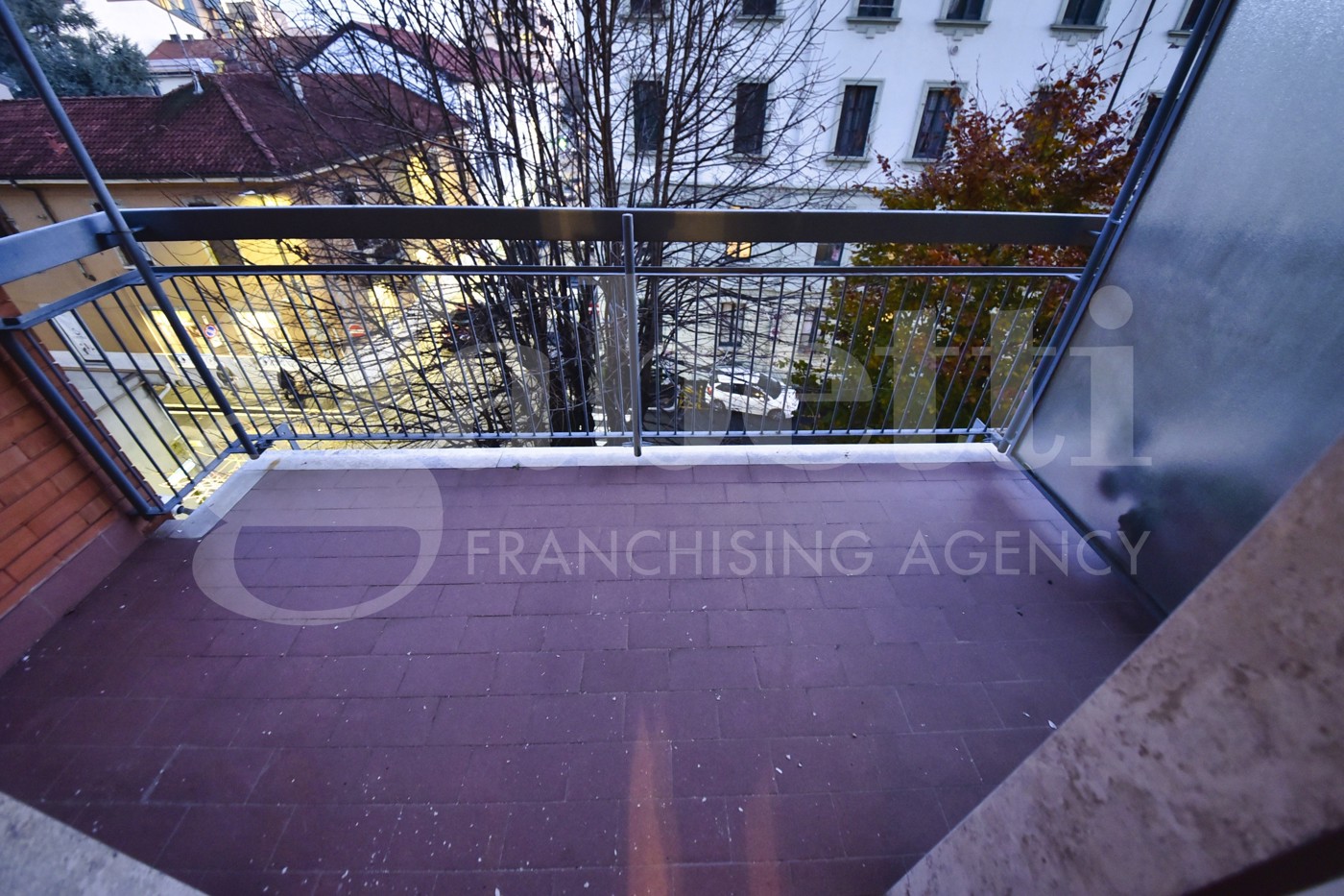 Trilocale da ristrutturare a Monza