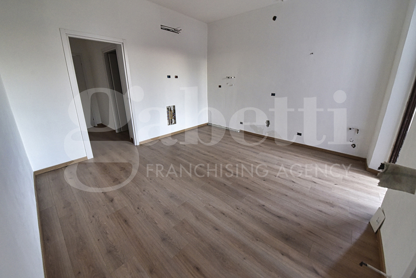 Trilocale ristrutturato a Monza