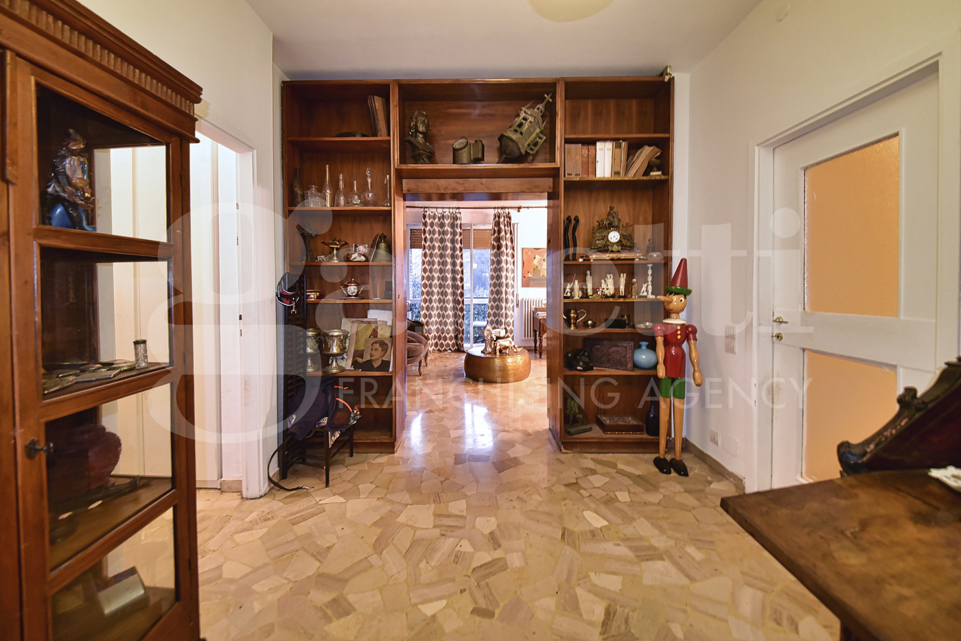 Trilocale da ristrutturare a Monza