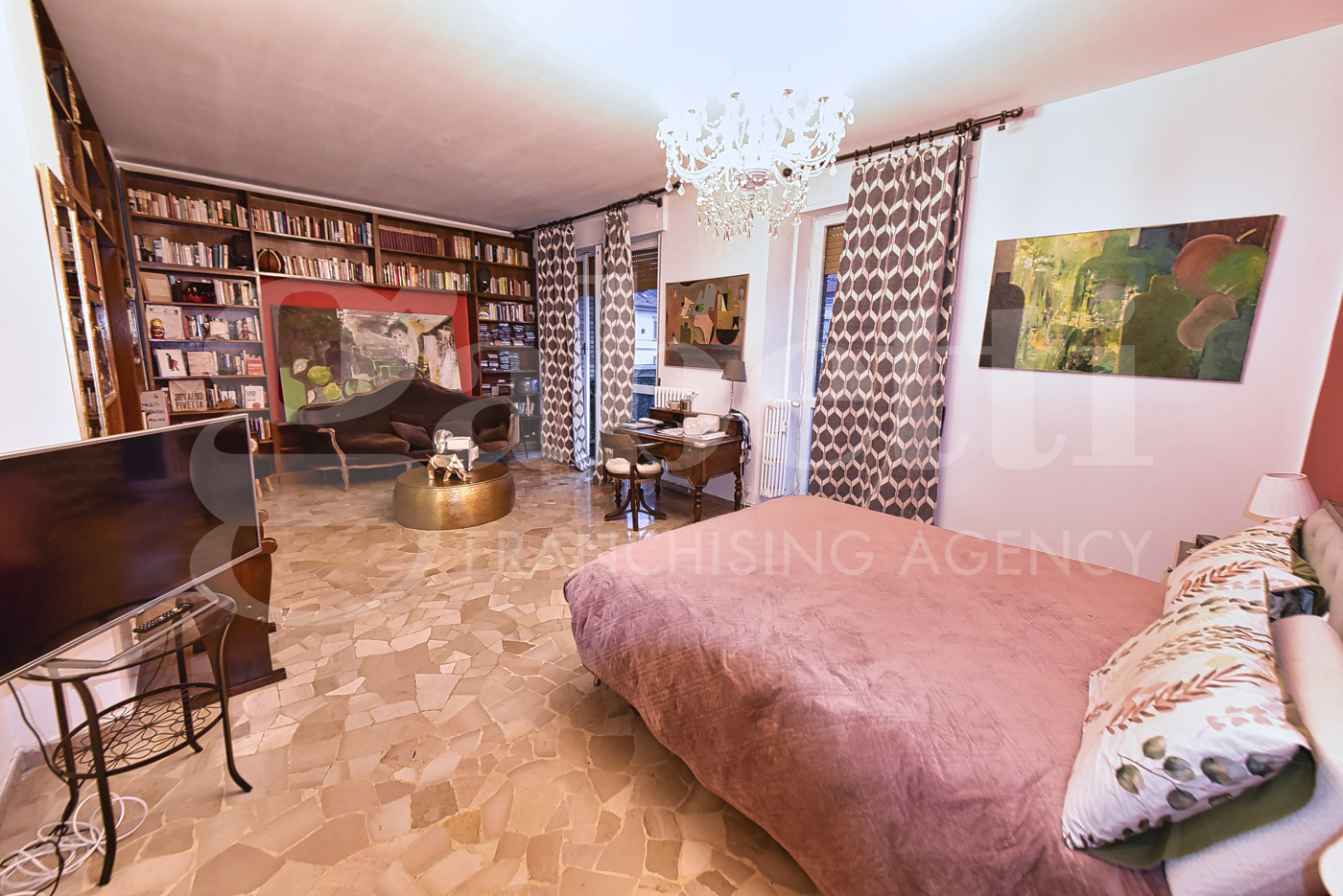 Trilocale da ristrutturare a Monza