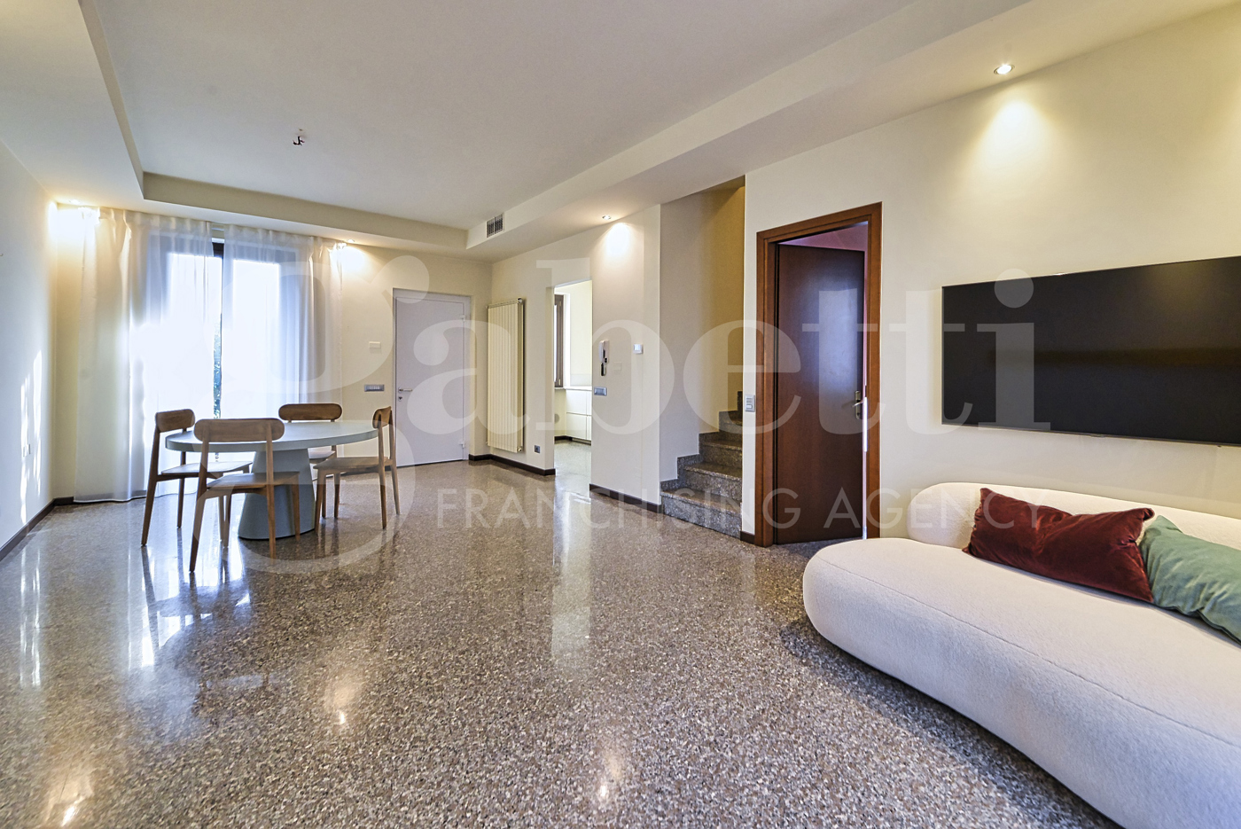 Villa con giardino a Biassono