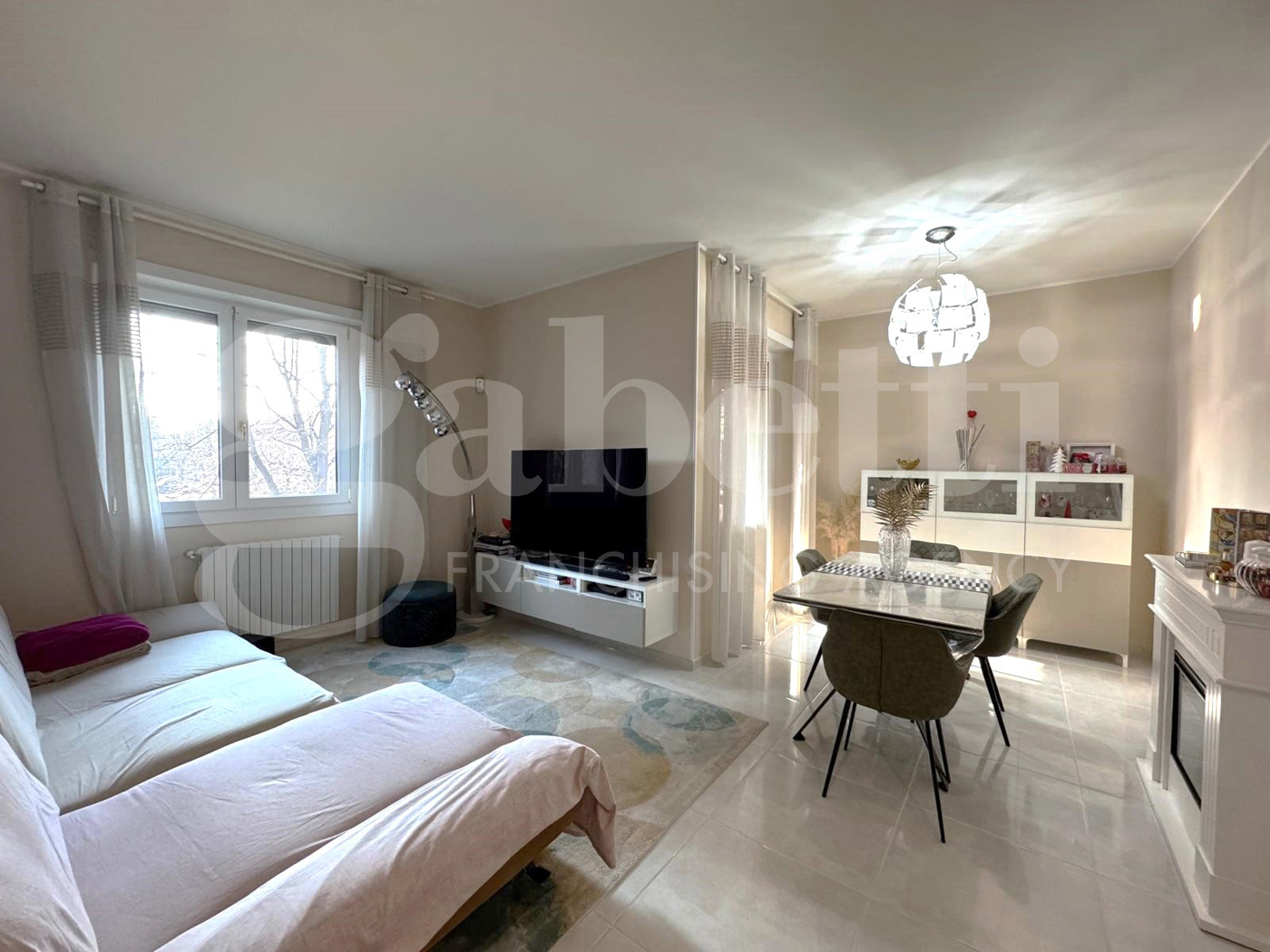 Quadrilocale ristrutturato a Monza