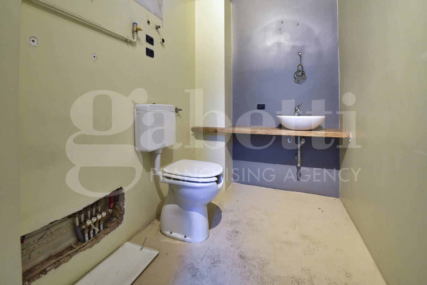 Negozio in vendita a Arcore