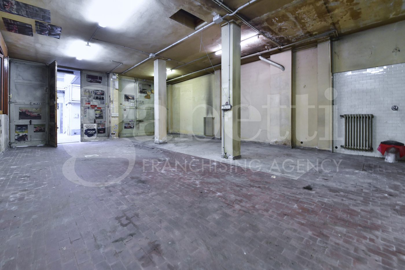 Negozio in vendita a Arcore