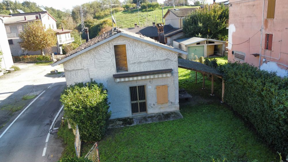 Villa Bifamiliare con giardino a Guiglia