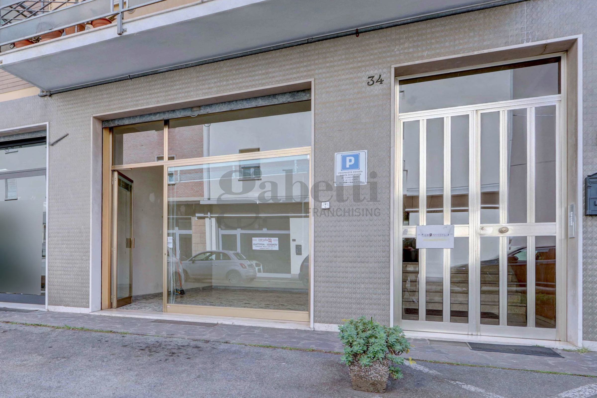 Negozio in vendita a Vignola