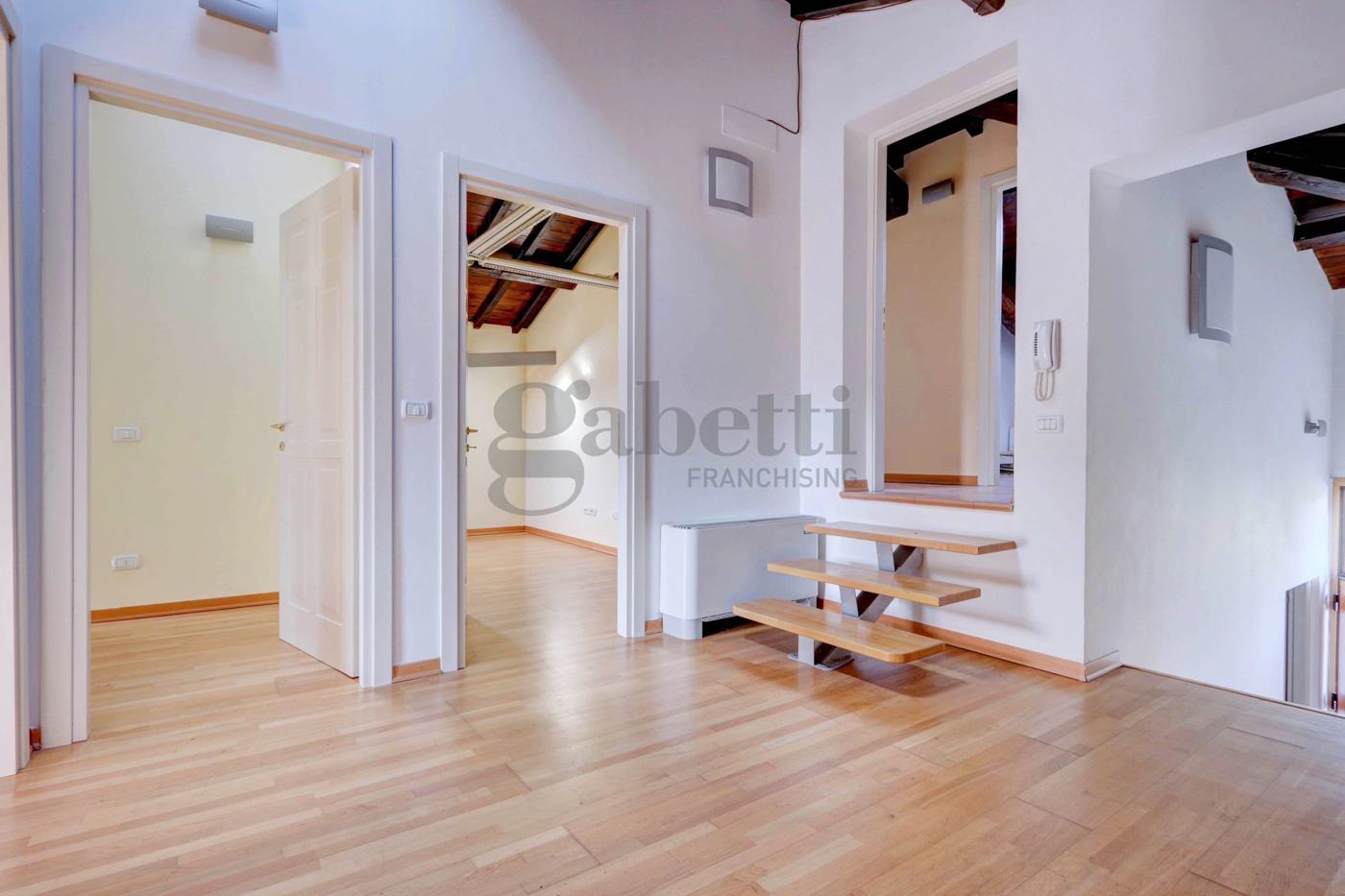 Villa con giardino a Modena