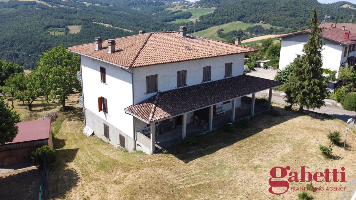 Villa Bifamiliare con giardino a Zocca