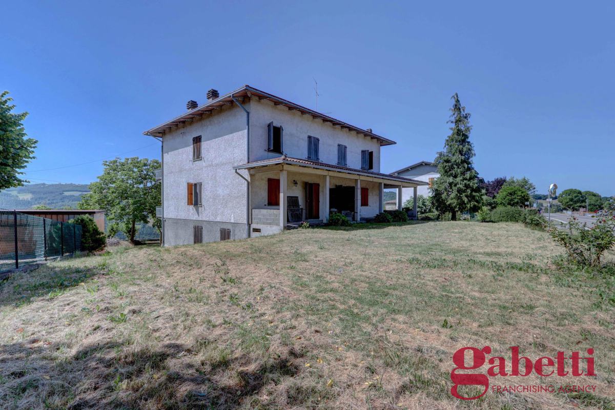 Villa Bifamiliare con giardino a Zocca