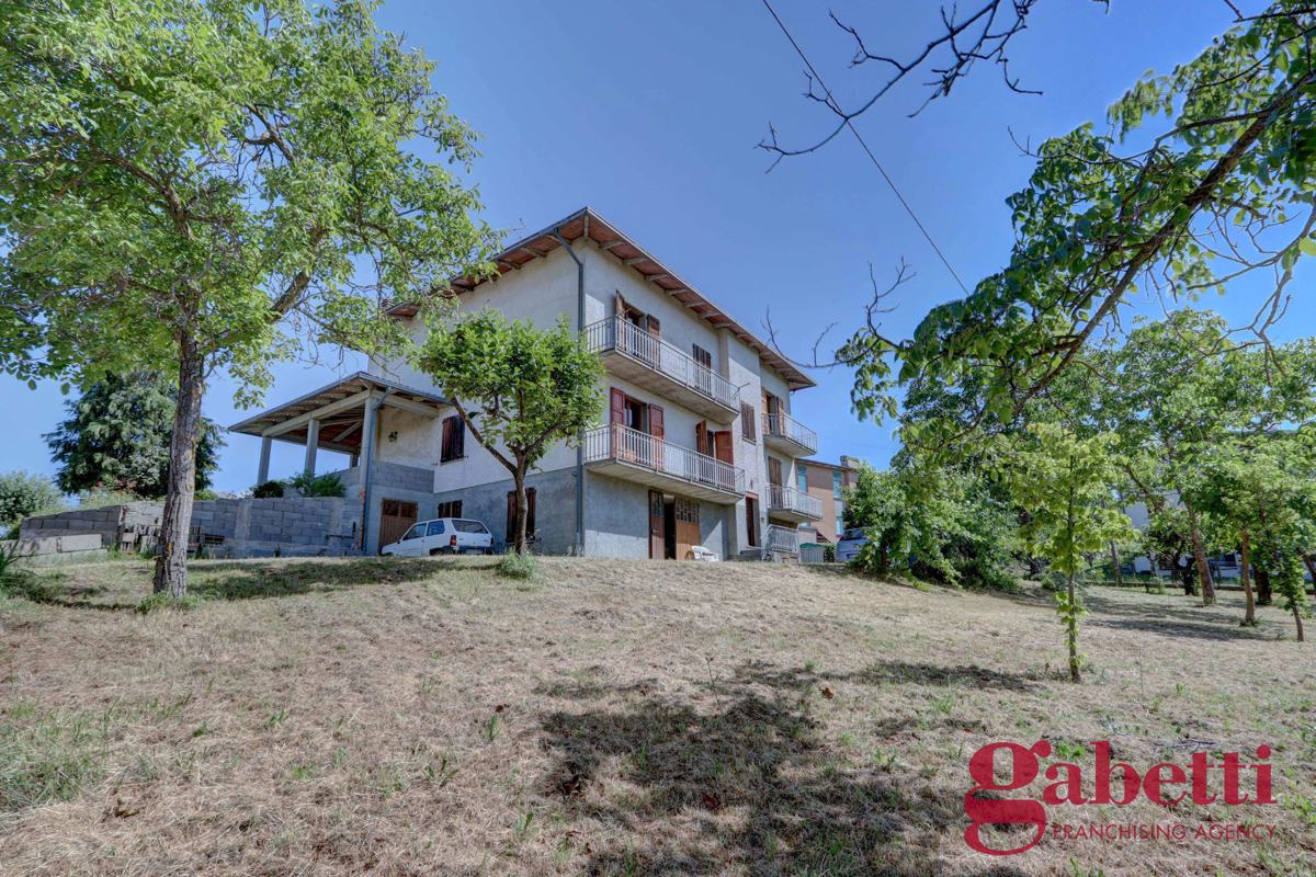 Villa Bifamiliare con giardino a Zocca