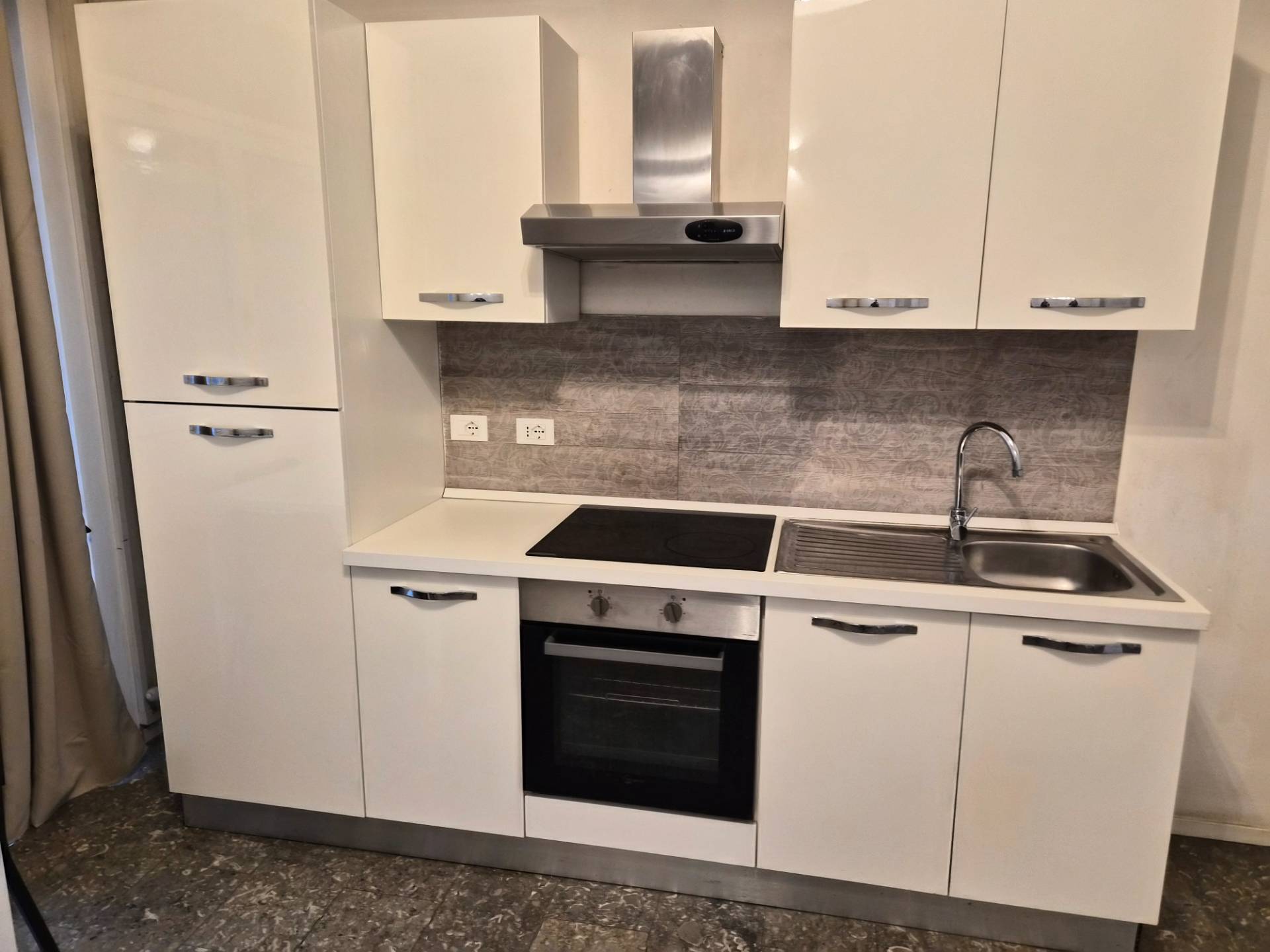 Appartamento in affitto a Bologna, Costa