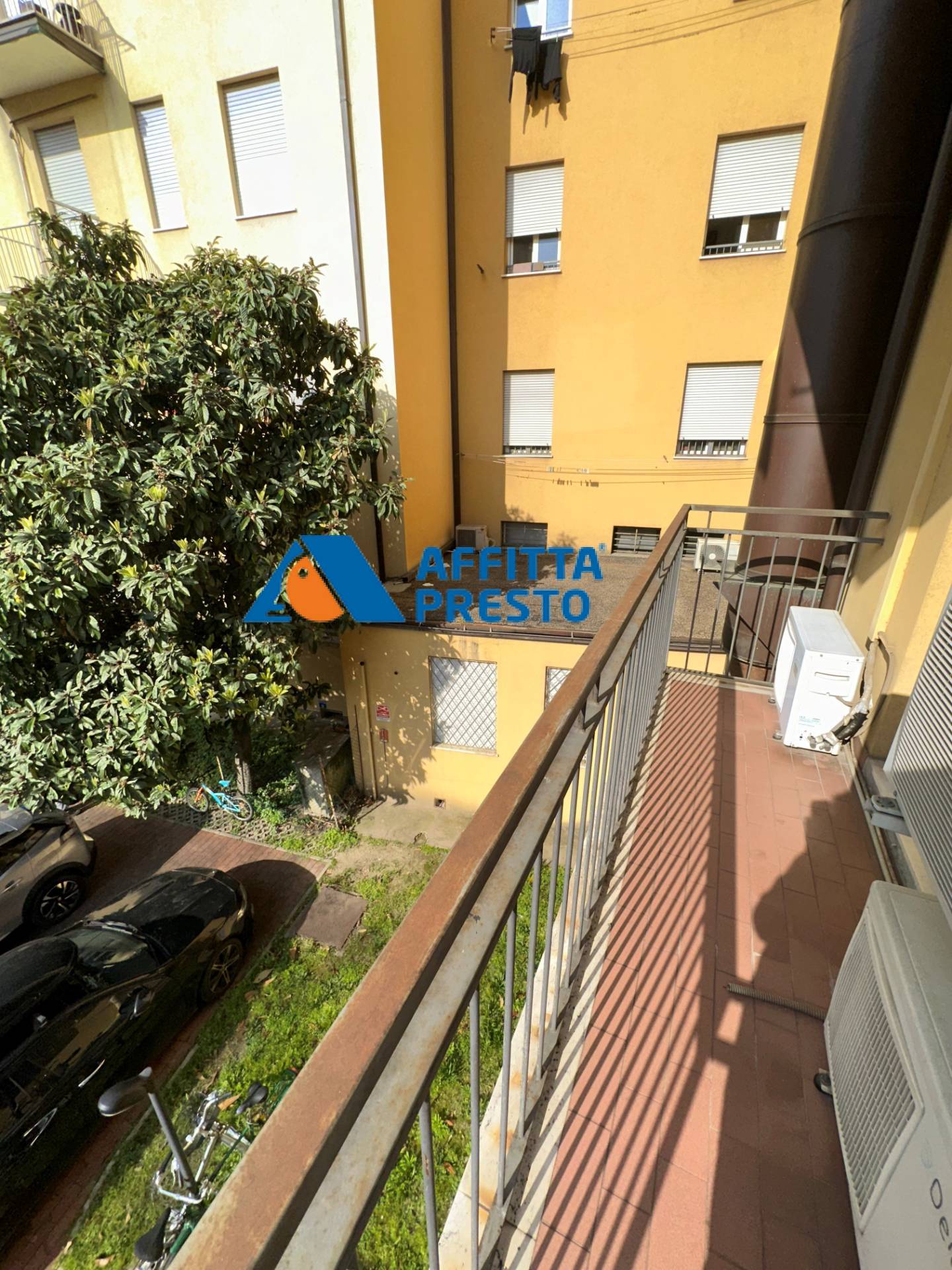 Ufficio in affitto a Bologna, Mazzini