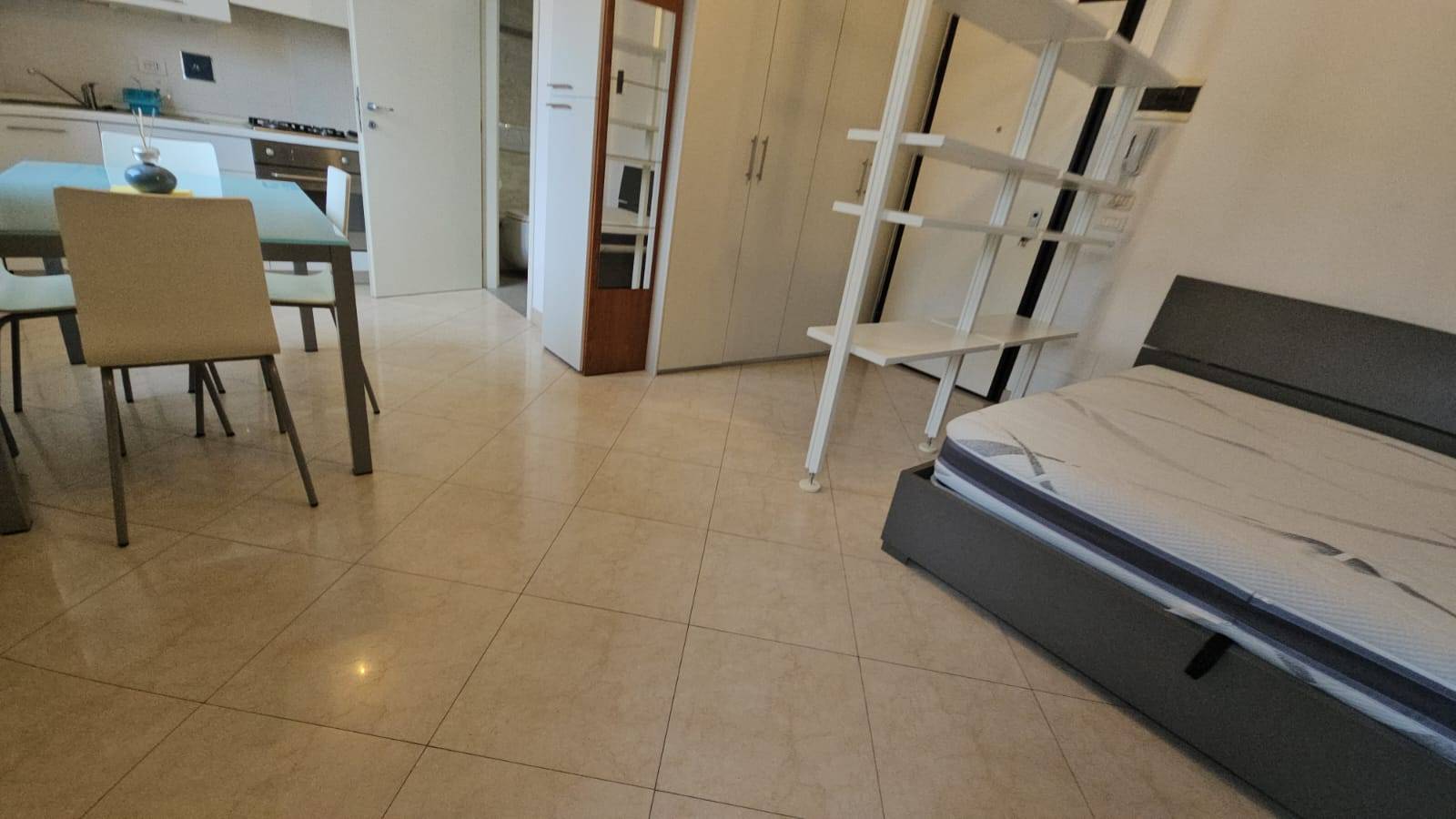 Appartamento in vendita a Bologna, Centro storico