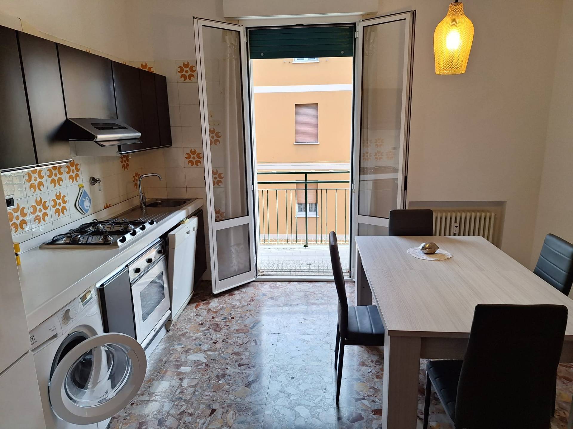 Appartamento in affitto a Bologna, S. Viola