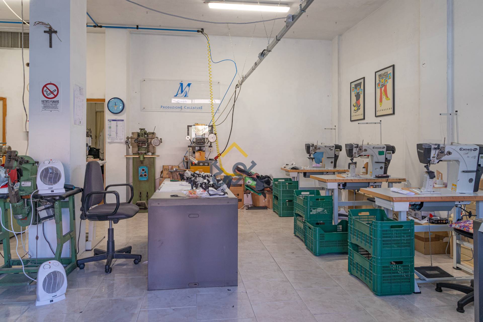 Locale artigianale/laboratorio in vendita a Monteprandone, Centobuchi