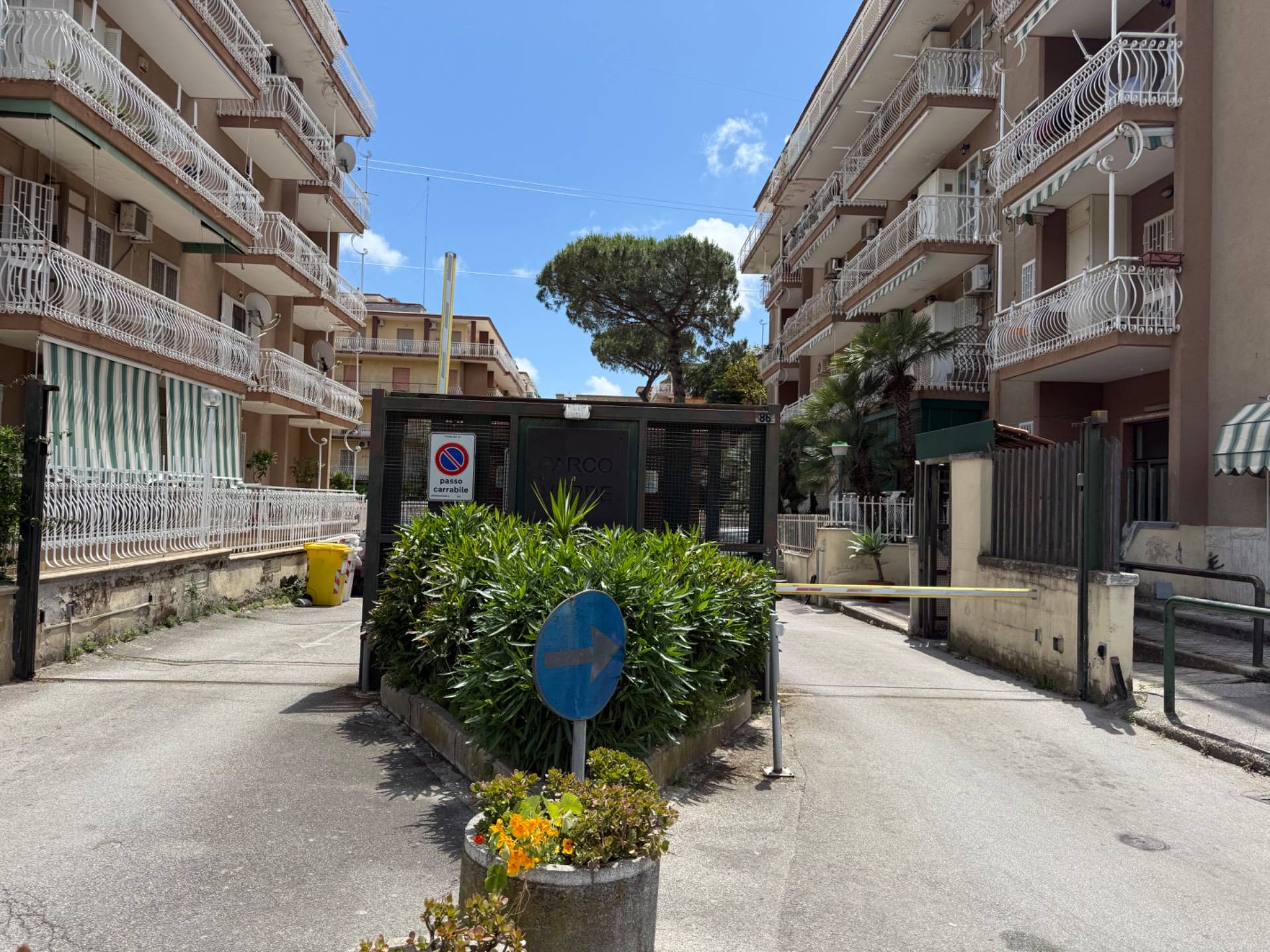 Box o garage in vendita a Napoli, Pianura