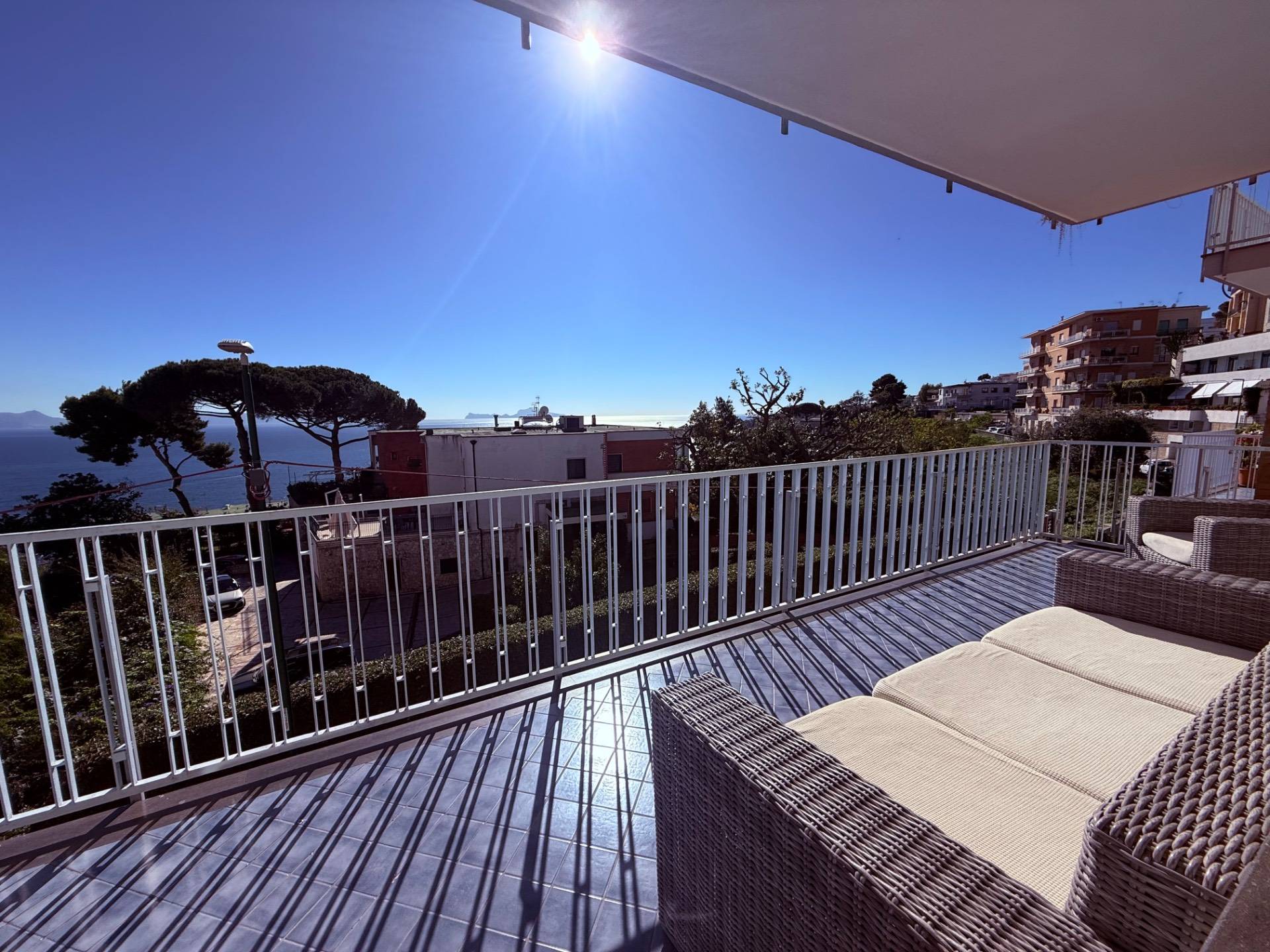 Appartamento in vendita a Napoli, Posillipo