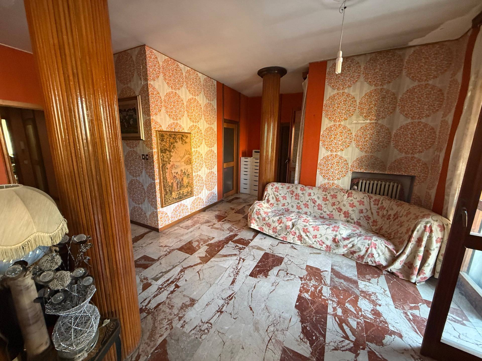 Appartamento in vendita a Napoli, Vomero