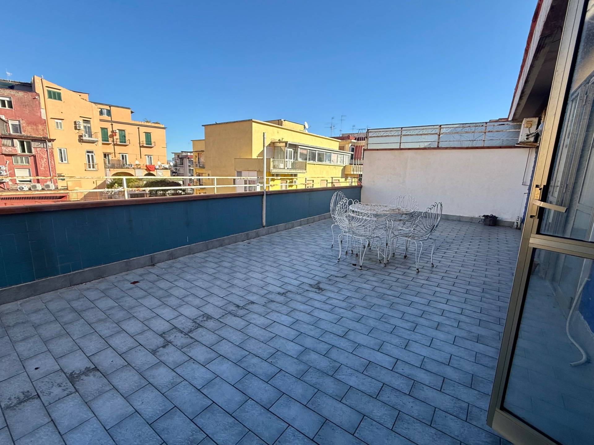 Appartamento in vendita a Napoli, Vomero