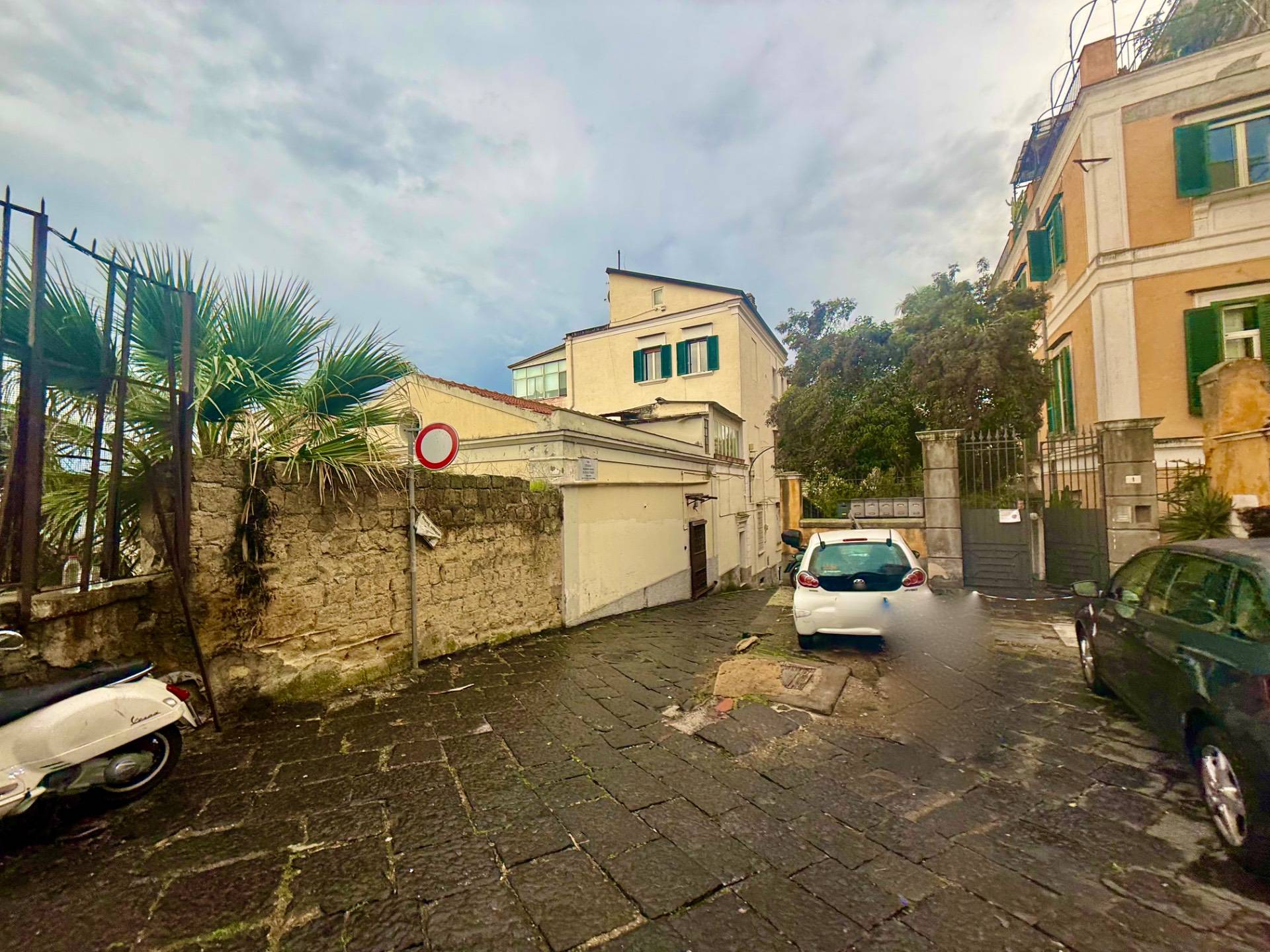 Appartamento in vendita a Napoli, Chiaia