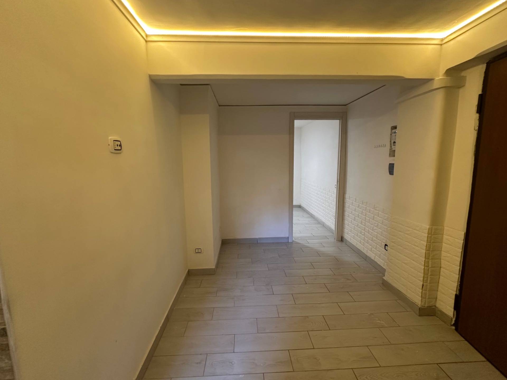 Studio/Ufficio in affitto a Napoli, Vomero