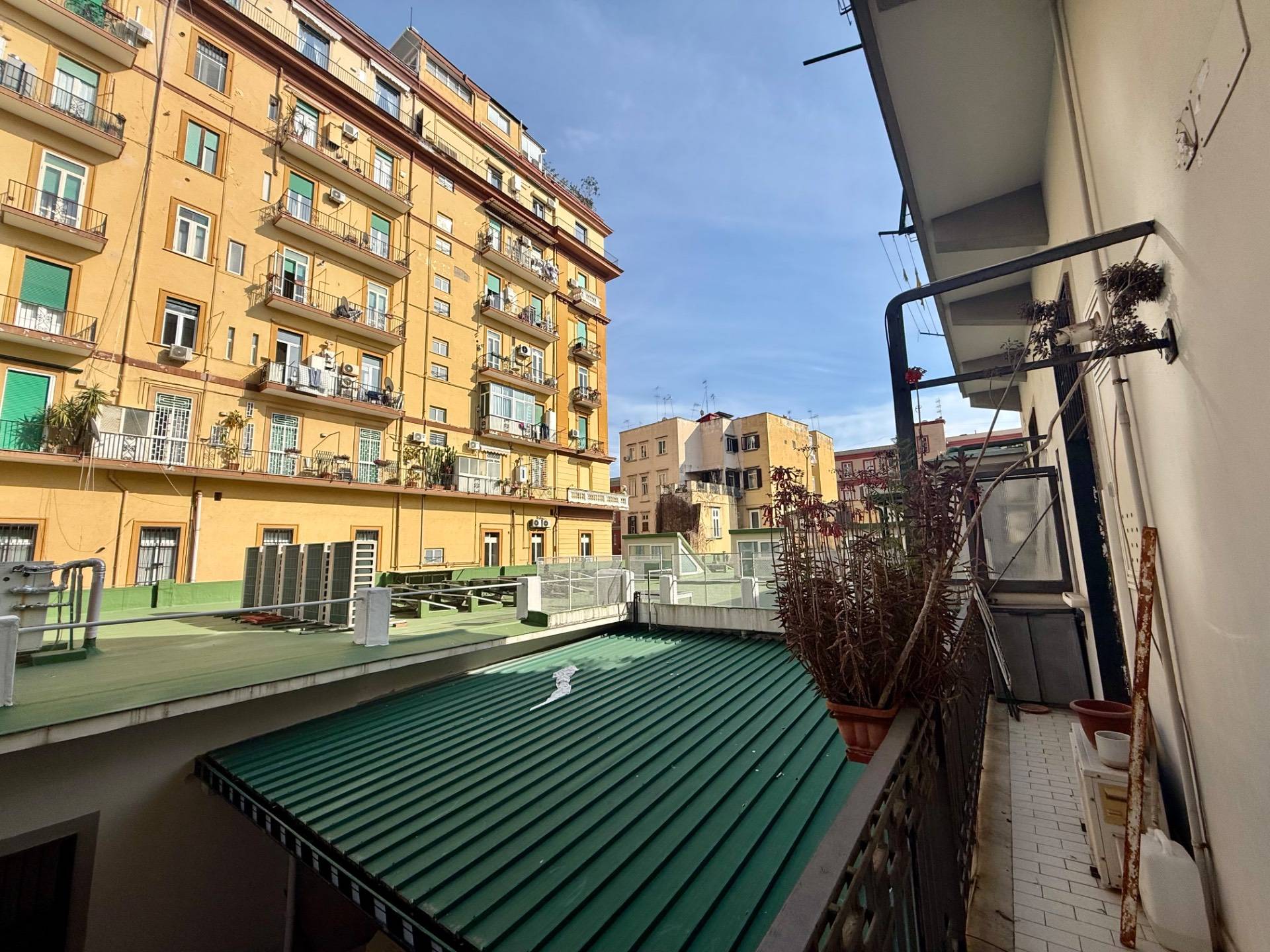 Appartamento in affitto a Napoli, Chiaia