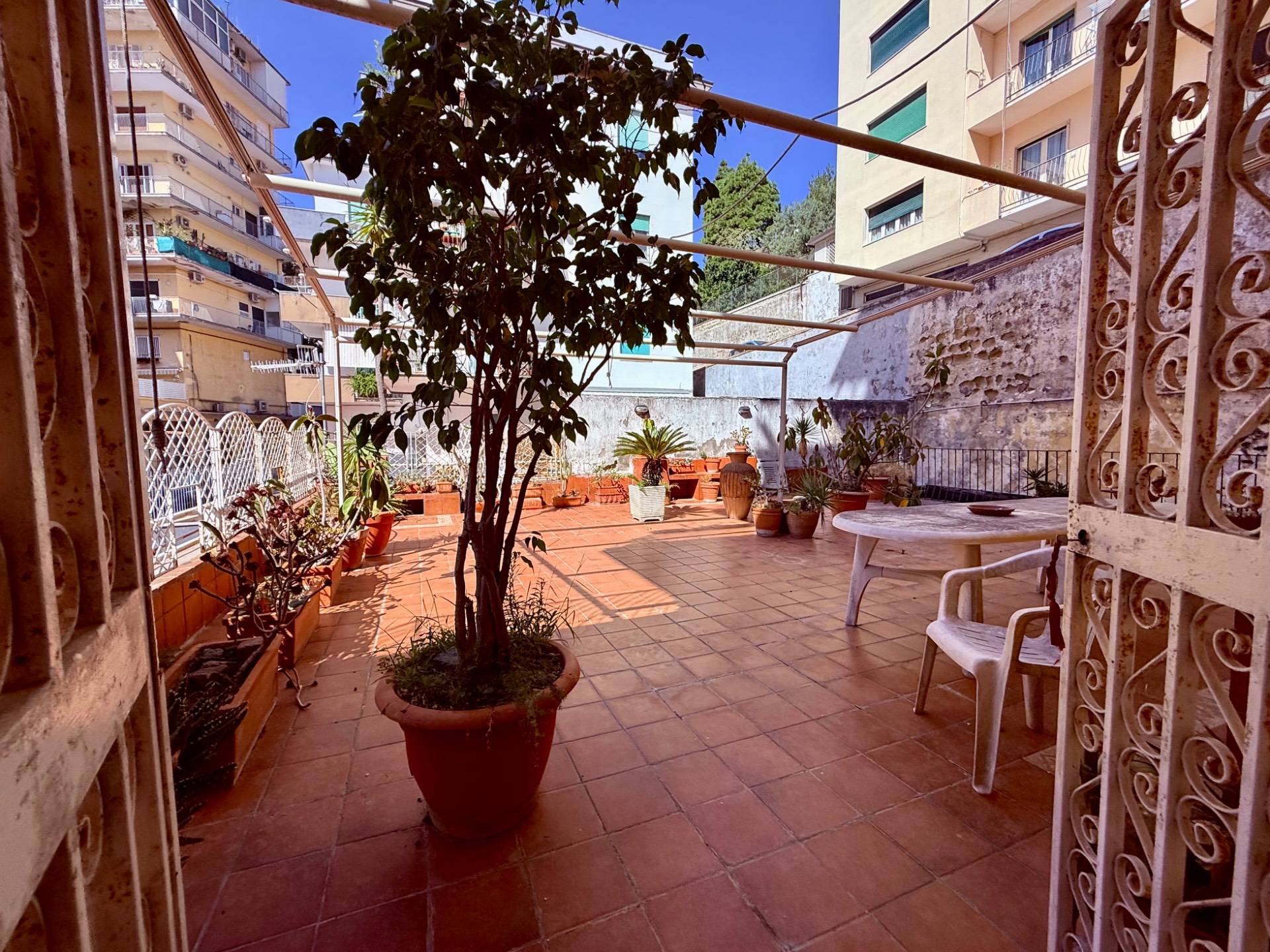 Appartamento in vendita a Napoli, Posillipo