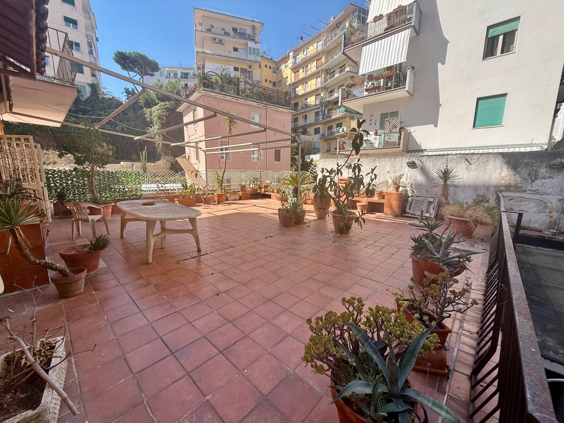 Appartamento in vendita a Napoli, Posillipo
