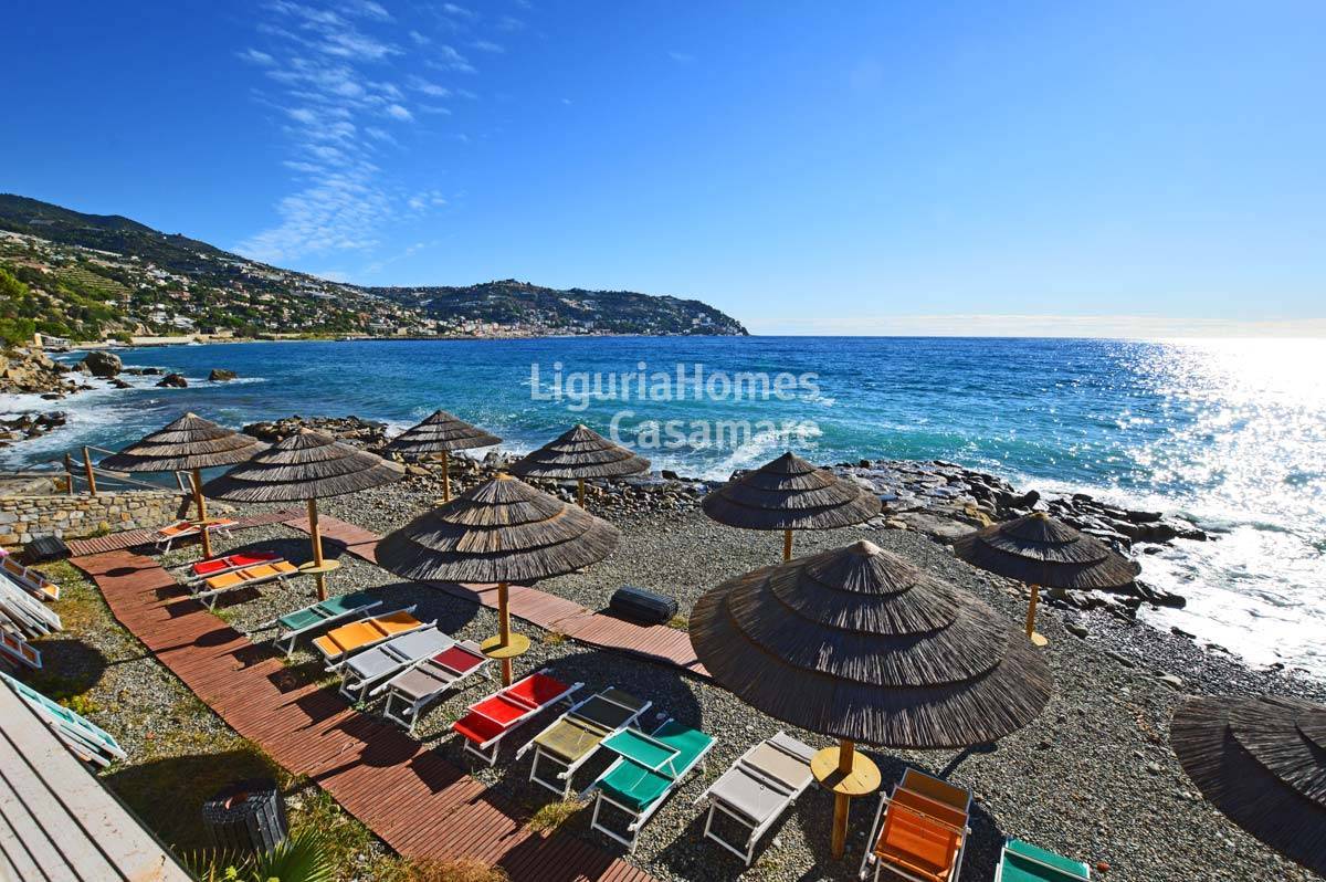 Villa in vendita a Bordighera